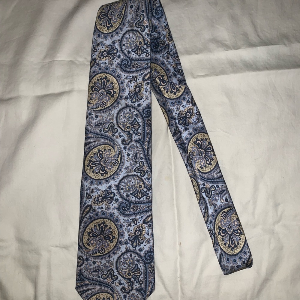 Pierre Balmain tie